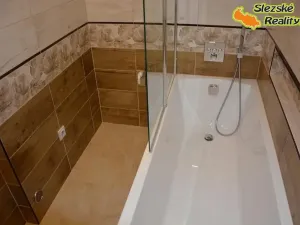 Pronájem bytu 2+1, Ostrava, Žilinská, 62 m2