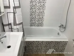 Pronájem bytu 2+1, Zlín, Benešovo nábřeží, 64 m2