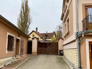 Prodej komerční nemovitosti, Čečelice, Všetatská, 650 m2