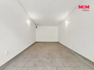 Prodej garáže, Karlovy Vary - Bohatice, 16 m2
