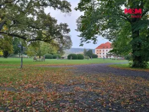 Prodej pozemku pro bydlení, Valeč, 1556 m2