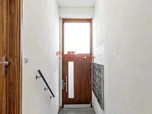 Pronájem bytu 2+kk, Praha - Libeň, Ve vrchu, 50 m2