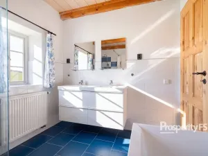 Prodej rodinného domu, Brniště - Hlemýždí, 200 m2