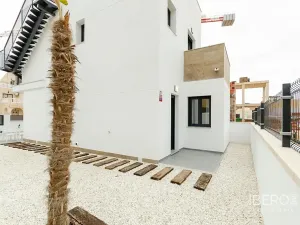 Prodej vily, Torrevieja, Španělsko, 95 m2