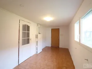 Prodej rodinného domu, Štěkeň, 69 m2