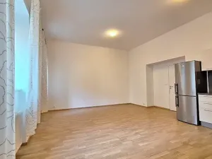 Pronájem bytu 1+kk, Praha - Braník, Ke Krči, 45 m2