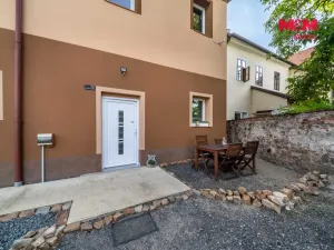 Prodej bytu 4+kk, Lochovice, 64 m2