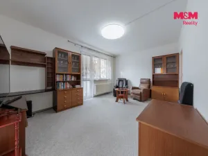 Prodej bytu 3+1, Karlovy Vary, Šumavská, 64 m2