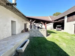 Prodej rodinného domu, Plavsko, 200 m2