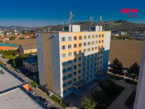 Prodej bytu 2+kk, Králův Dvůr, Nad Stadionem, 43 m2
