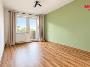 Pronájem bytu 3+1, Milovice - Mladá, Spojovací, 70 m2