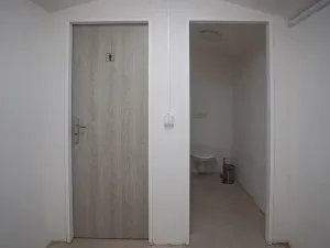 Prodej zemědělského objektu, Bžany, 1700 m2