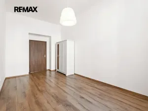 Pronájem bytu 2+1, Praha - Smíchov, Staropramenná, 49 m2