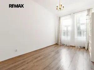 Pronájem bytu 2+1, Praha - Smíchov, Staropramenná, 49 m2