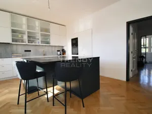 Prodej vily, Plzeň, Slovanské údolí, 306 m2