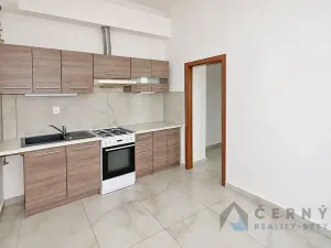 Pronájem bytu 2+1, Liberec, Liliová, 45 m2