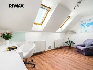 Prodej rodinného domu, Sulice, Na Křížkách, 277 m2
