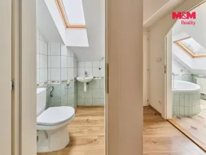 Prodej rodinného domu, Bernartice, 226 m2