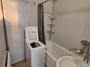 Pronájem bytu 2+1, Praha - Vršovice, Tádžická, 66 m2