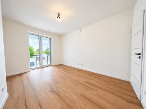 Prodej vícegeneračního domu, Šestajovice, Komenského, 275 m2