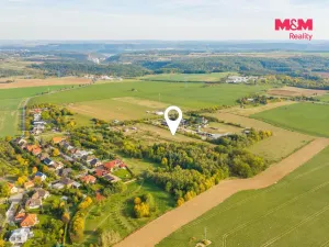 Prodej komerčního pozemku, Ořech, 10265 m2