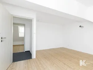 Pronájem kanceláře, Pardubice, Chrudimská, 131 m2