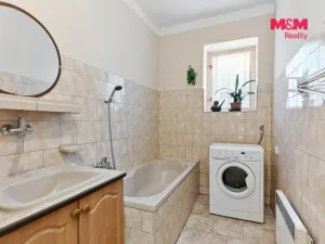 Prodej rodinného domu, Nový Bor - Janov, 180 m2