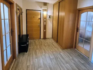 Prodej bytu 3+1, Kladno, Vít. Nezvala, 71 m2