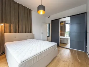 Pronájem bytu 2+kk, Praha - Karlín, Sokolova, 59 m2