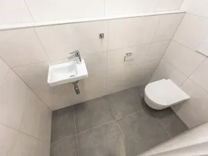 Pronájem bytu 2+kk, Praha - Karlín, Sokolova, 59 m2