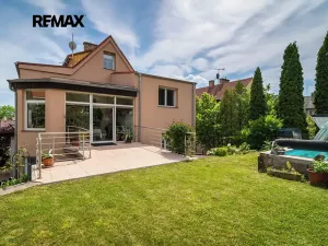 Prodej vily, Slaný, Máchova, 352 m2