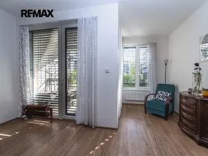 Pronájem bytu 2+kk, Praha - Holešovice, Jankovcova, 60 m2