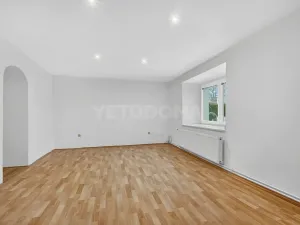 Prodej rodinného domu, Benešovice, 231 m2