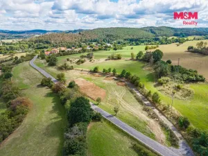 Pronájem zahrady, Milešov, 770 m2