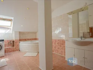 Prodej bytu 4+kk, Říčany - Voděrádky, Krabošická, 118 m2