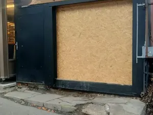 Pronájem obchodního prostoru, Praha - Háje, 18 m2