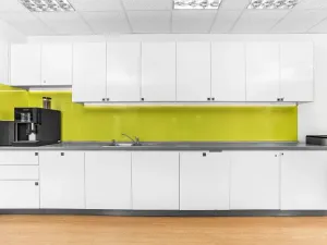 Pronájem kanceláře, Praha - Holešovice, Dělnická, 70 m2