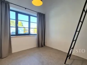 Pronájem kanceláře, Písek, Za Nádražím, 85 m2