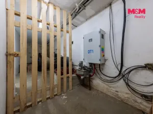 Prodej výrobních prostor, Nejdek, Závodu míru, 2388 m2