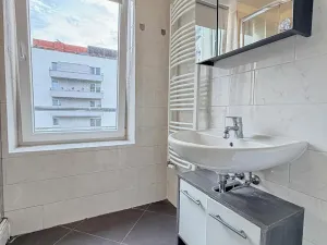 Prodej bytu 1+kk, Praha - Letňany, Hlučkova, 36 m2
