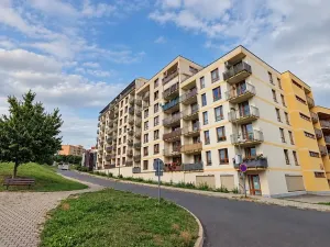 Pronájem bytu 1+kk, Praha - Kunratice, Pod Haltýřem, 29 m2