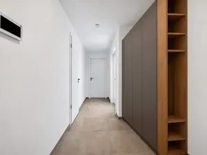 Pronájem bytu 2+kk, Praha - Karlín, Švarcova, 51 m2