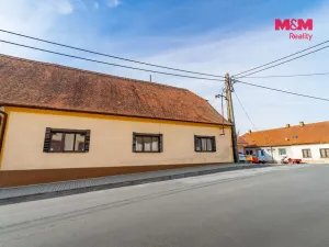 Prodej rodinného domu, Hostim, 130 m2