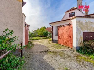 Prodej rodinného domu, Hostim, 130 m2