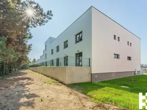 Prodej bytu 1+kk, Praha - Satalice, Za Novákovou zahradou, 34 m2