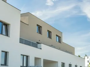Prodej bytu 1+kk, Praha - Satalice, Za Novákovou zahradou, 33 m2