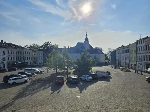 Pronájem kanceláře, Frýdek-Místek, Zámecké nám., 84 m2