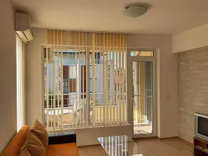 Prodej bytu 2+kk, Nesebar, Bulharsko, 67 m2