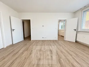 Pronájem bytu 3+1, Hodonín, nám. Osvobození, 75 m2