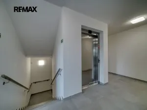 Pronájem bytu 1+kk, Poděbrady, Fügnerova, 32 m2
